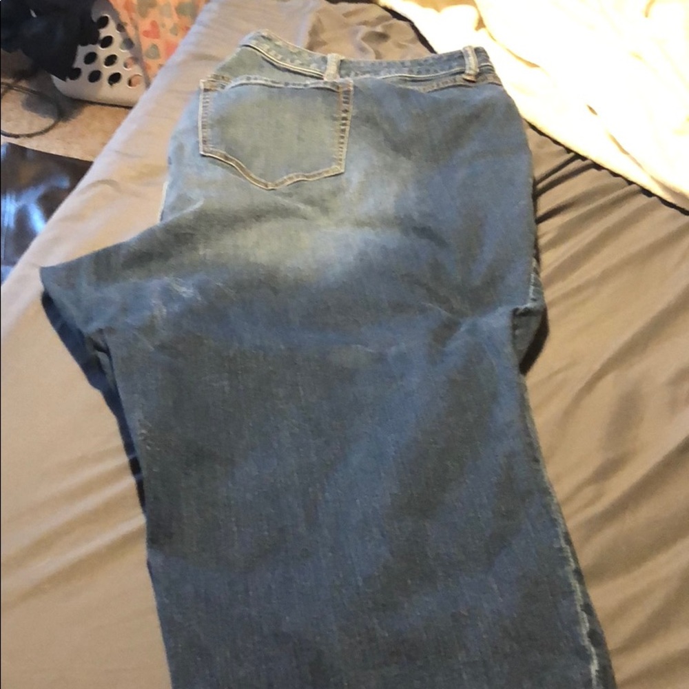 Torrid distressed boyfriend jeans size 24